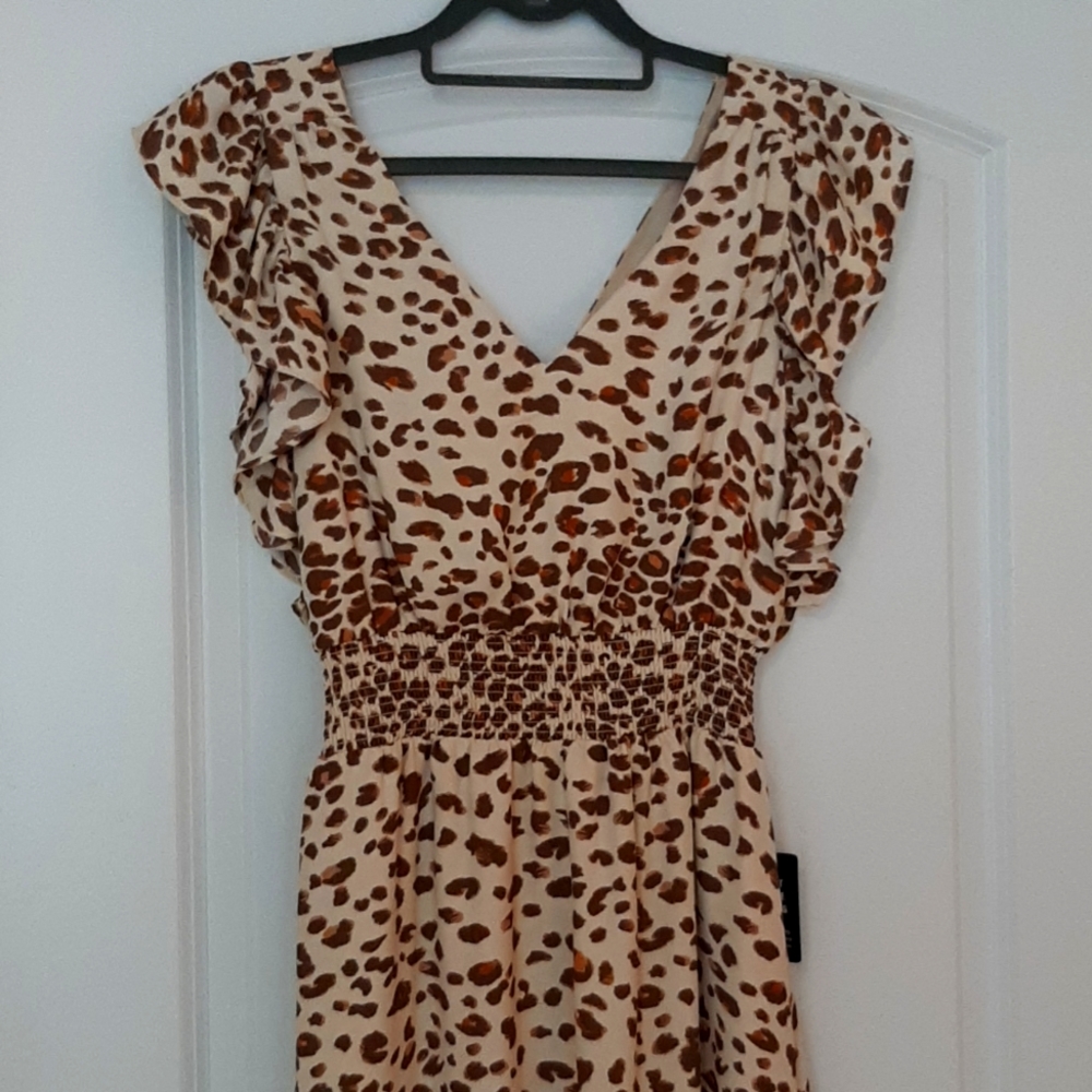 Express leopard print maxi XS NWT